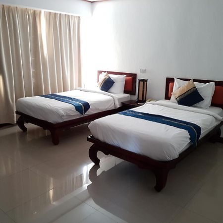 Av Hotel Vientiane Exterior foto