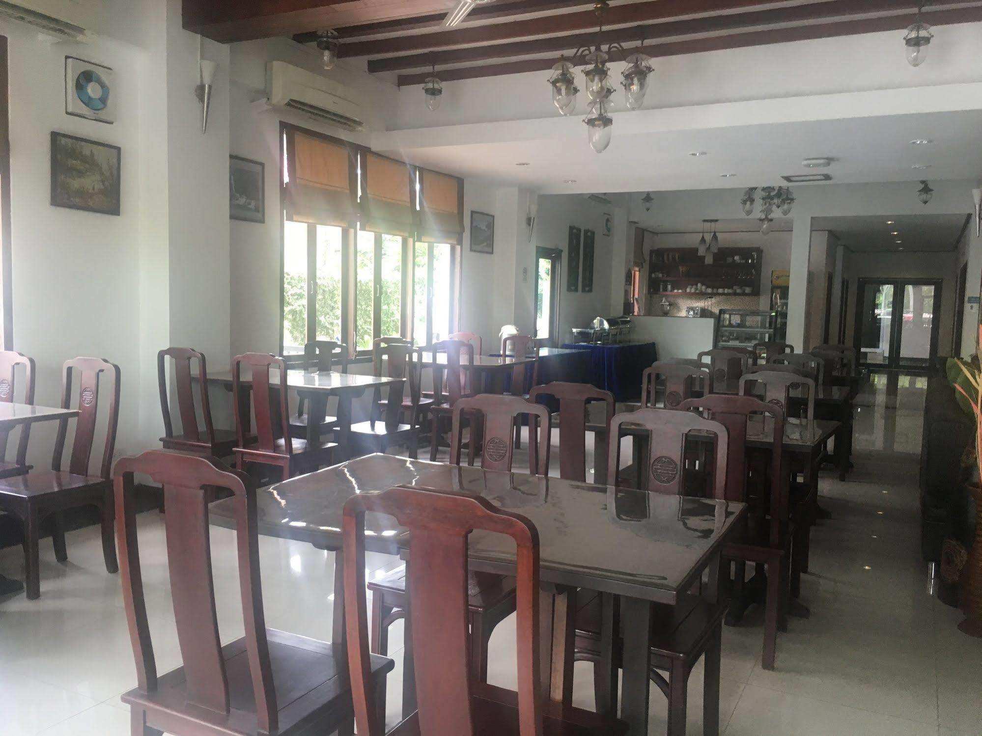 Av Hotel Vientiane Exterior foto