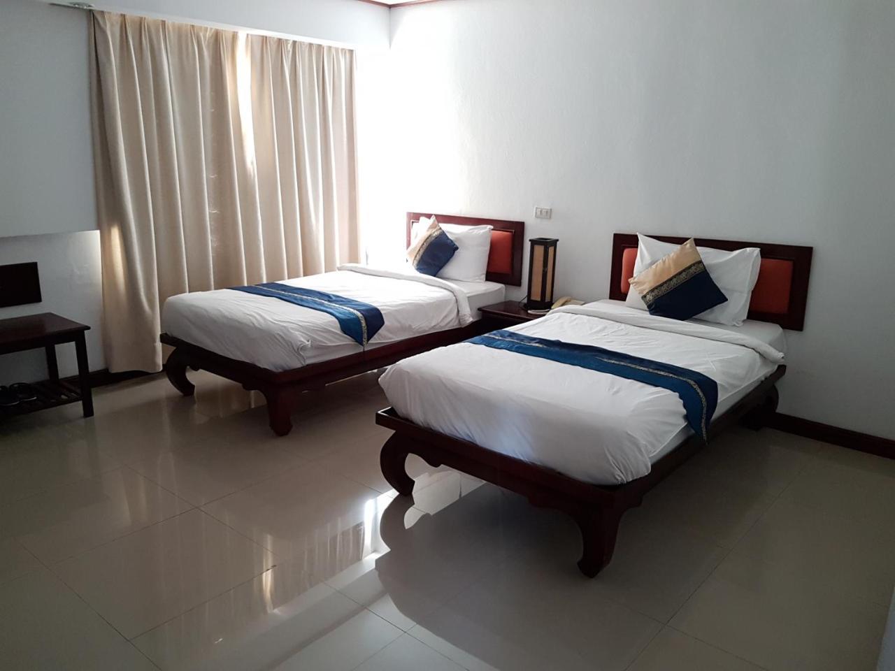 Av Hotel Vientiane Exterior foto